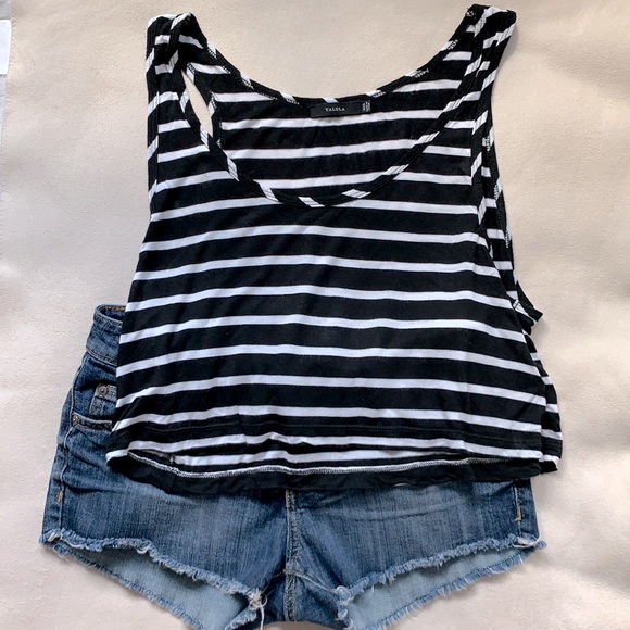 Aritzia Talula denim shorts sz 25 - Picture 4 of 4